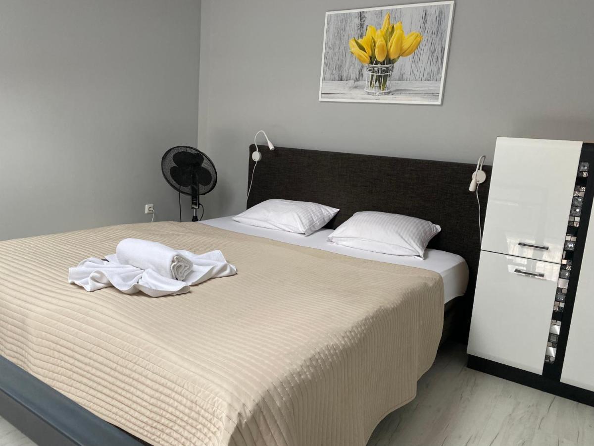 Pensjonat Dlugie Nowicki Rooms & Apartments Εξωτερικό φωτογραφία
