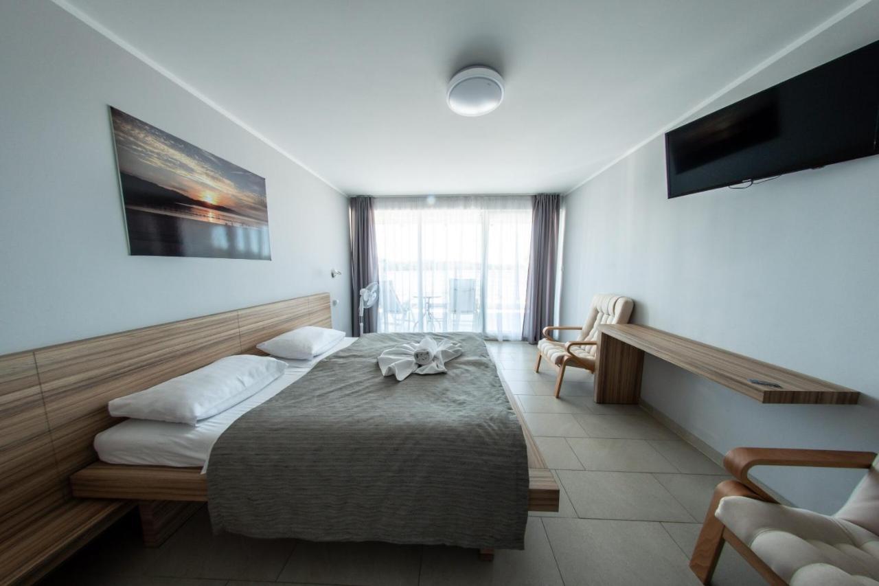 Pensjonat Dlugie Nowicki Rooms & Apartments Εξωτερικό φωτογραφία